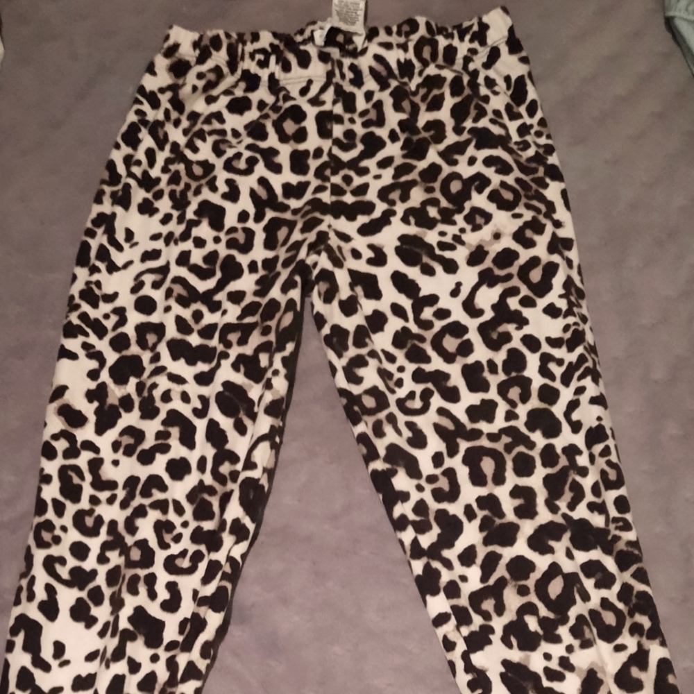 Leopard print leggings size S